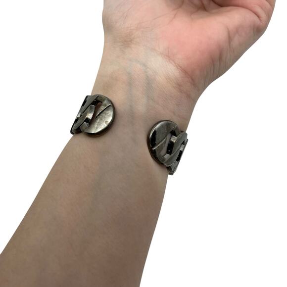 Vintage Quartz Metal Link Bracelet Watch – Untested, May or May Not Work - Picture 5 of 12